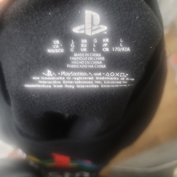 Playstation Long Sleeve Cropped Sweatshirt  Size Large - Picture 3 of 3